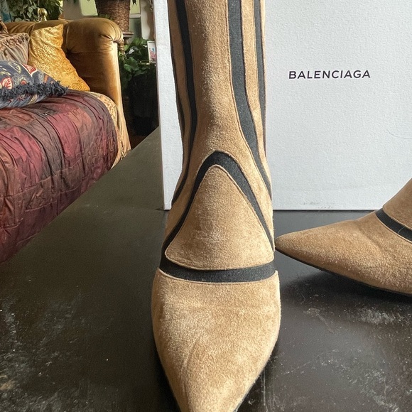Balenciaga suede ankle boots - Picture 2 of 5